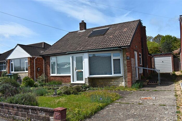 2 Bedroom Property For Sale In Norwich Close, Sarisbury Green, Southampton, SO31