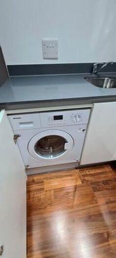 1 Bedroom Flat To Rent In Hagley Road, Edgbaston, Birmingham, B16