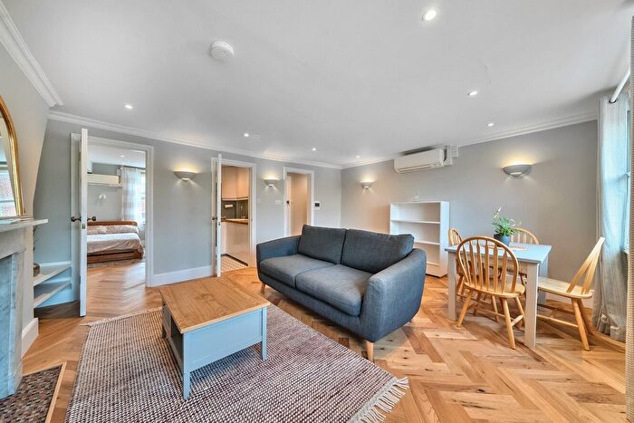 1 Bedroom Flat To Rent In Stamford Street, Waterloo, London, SE1