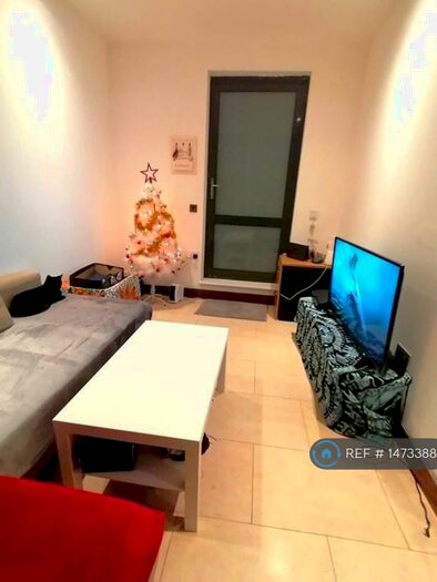 1 Bedroom Flat To Rent In Town House, Marylebone, NW1