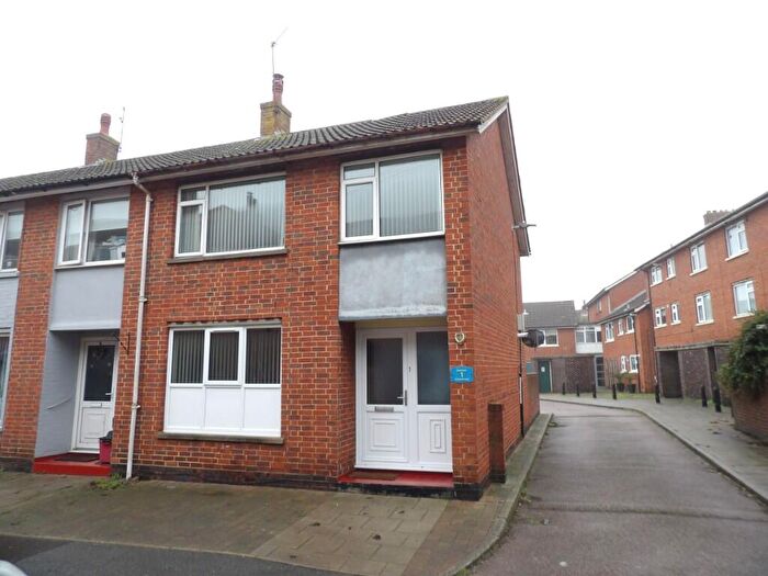 3 Bedroom End Of Terrace House To Rent In St. Austins Lane, Harwich, Essex, CO12