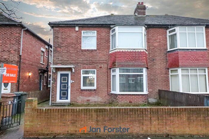 2 Bedroom Apartment For Sale In Verne Road, North Shields, NE29