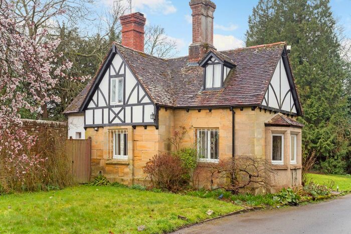 3 Bedroom Detached House For Sale In Bird In Hand Street, Tunbridge Wells, TN3