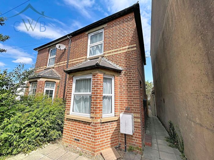 2 Bedroom Semi Detached House For Sale In Sevenoaks Road, Borough Green, TN15