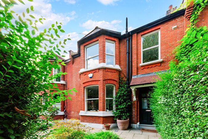 4 Bedroom Terraced House For Sale In Highlever Road, London, W10