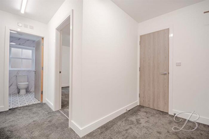2 Bedroom Apartment To Rent In Stockwell Gate, Mansfield, NG18
