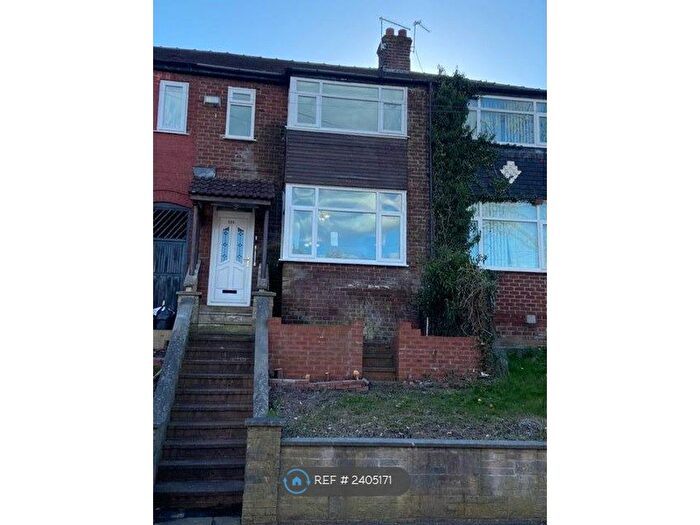 3 Bedroom Terraced House To Rent In Woodlands Road, Manchester, M8
