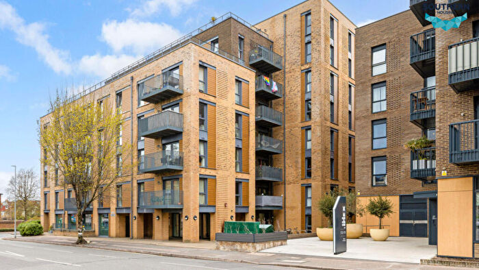 1 Bedroom Flat For Sale In Flat The Artisan, - Davigdor Road, Hove, BN3