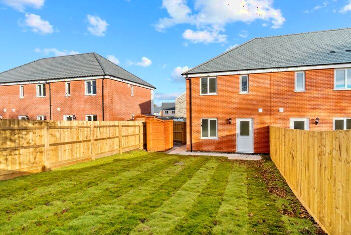 2 Bedroom End Of Terrace House For Sale In Mica Court, Liskeard, PL14