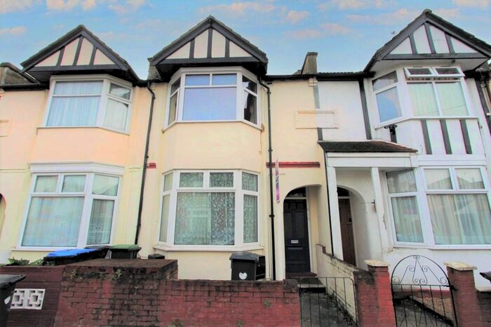 1 Bedroom Maisonette To Rent In Durham Road, London, N9