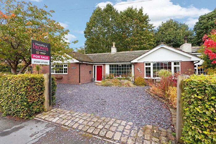 3 Bedroom Detached Bungalow For Sale In Fol Hollow, Congleton, CW12