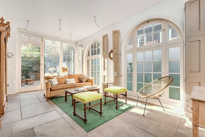 3 Bedroom Detached House To Rent In Rectory Grove, London, SW4