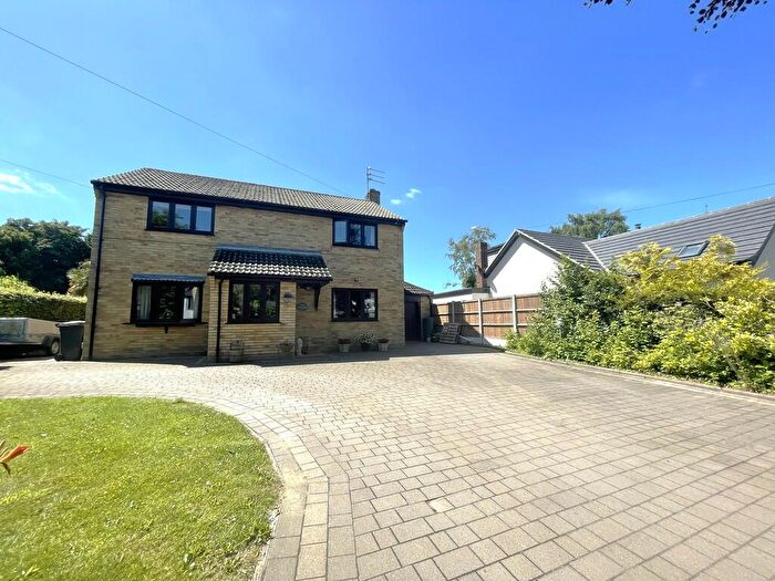 4 Bedroom Detached House For Sale In Back Lane, Lound, NR32