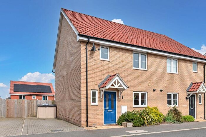 3 Bedroom Semi Detached House For Sale In Bere Road, Elmswell, IP30