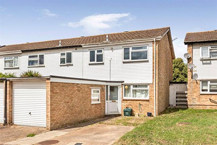 3 Bedroom Terraced House For Sale In Down Edge, Redbourn, Redbourn, AL3