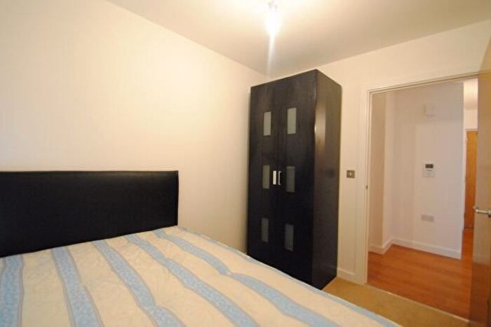 2 Bedroom Flat To Rent In . Barge Walk, Greenwich, London, SE10