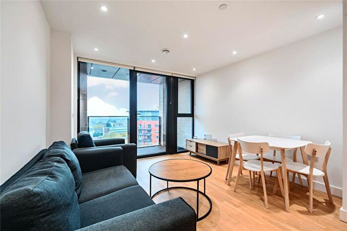 2 Bedroom Apartment To Rent In Burgess Springs, Chelmsford, CM1