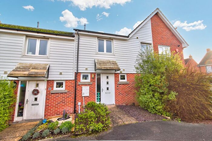 2 Bedroom Terraced House For Sale In Englefield Way, Basingstoke, RG24