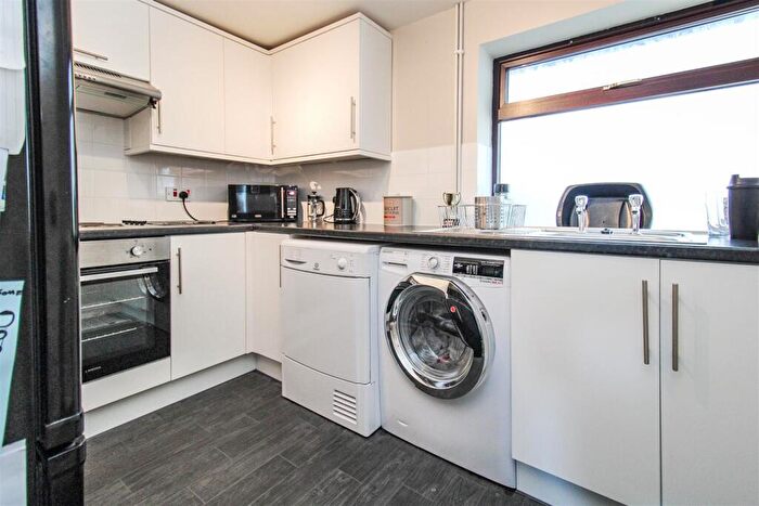 Studio To Rent In Ash Bank Road, Stoke-On-Trent, ST9