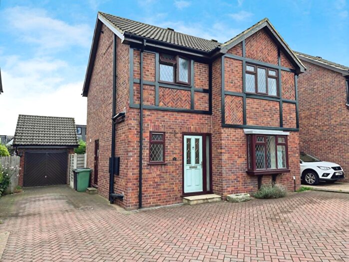 3 Bedroom Detached House For Sale In Fawkes Drive, Otley, LS21