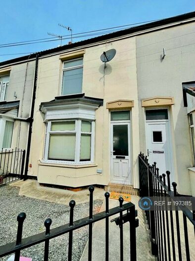 2 Bedroom Terraced House To Rent In Wilton Ave, Hull, HU9