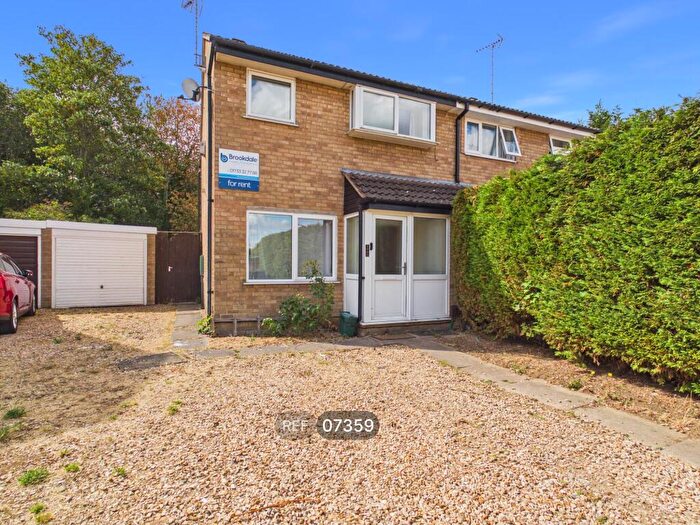 3 Bedroom Semi Detached House To Rent In Medeswell, Peterborough, PE2