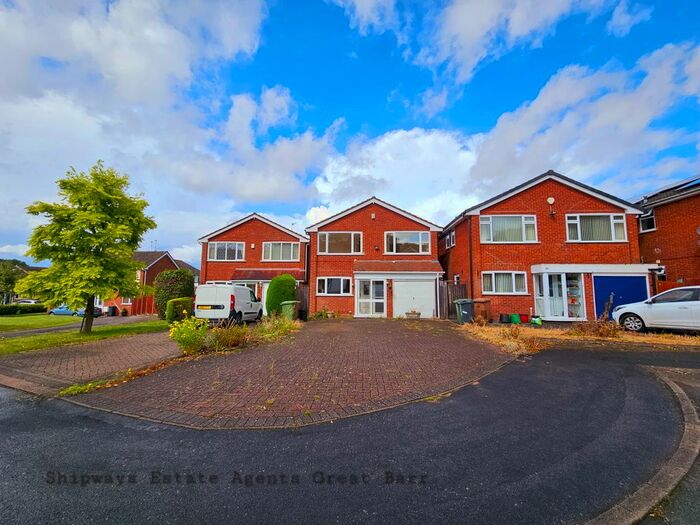 3 Bedroom Detached House To Rent In Launceston Close, Walsall, WS5