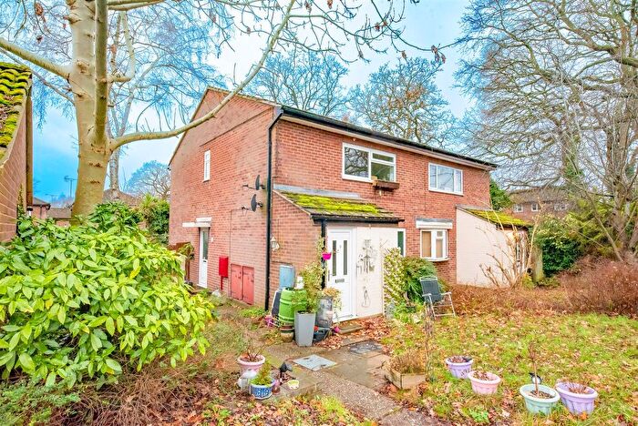 1 Bedroom Maisonette For Sale In Bittern Close, College Town, Sandhurst, GU47