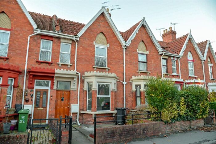 3 Bedroom Terraced House To Rent In Cranleigh Gardens, Bridgwater, TA6