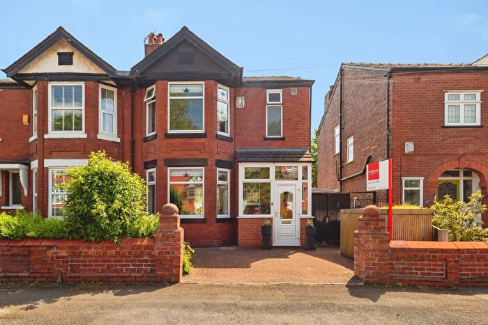 3 Bedroom Semi-Detached House For Sale In Linden Park, Manchester, Greater Manchester, M19