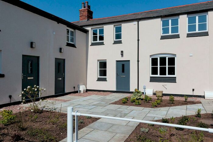 2 Bedroom Mews For Sale In Sandy Brow Close, Tarporley Road, Cotebrook, CW6