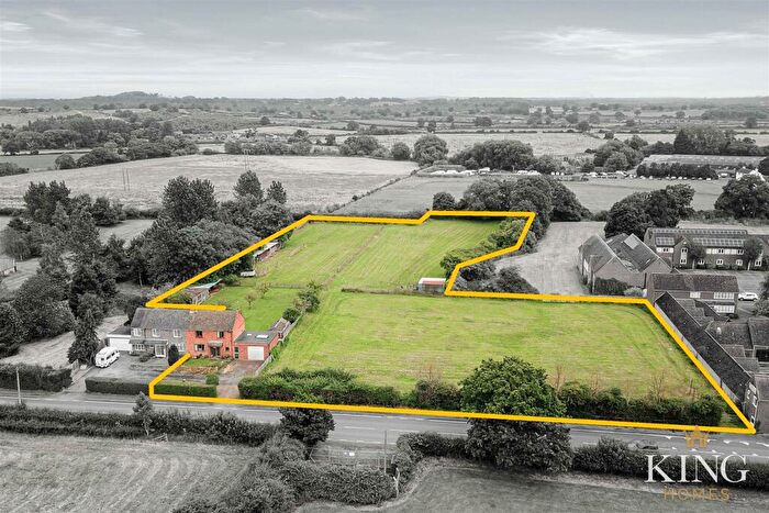 3 Bedroom Semi-Detached House For Sale In Kings Coughton, Alcester, B49
