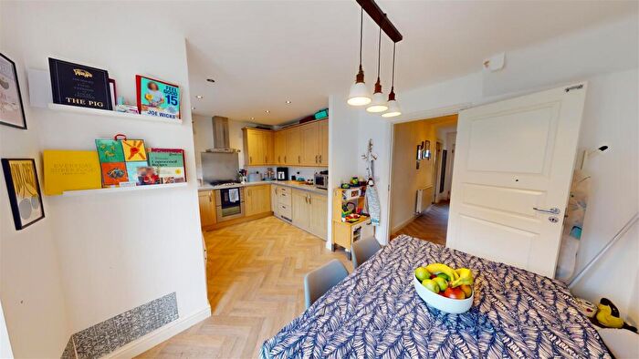 3 Bedroom Terraced House For Sale In Arundel Way, Cawston, Rugby, CV22