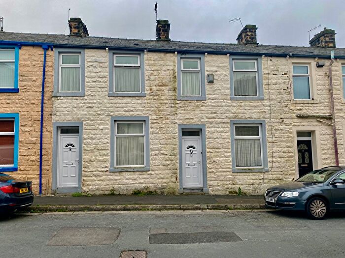 5 Bedroom Terraced House For Sale In Milner Street, Burnley, BB10
