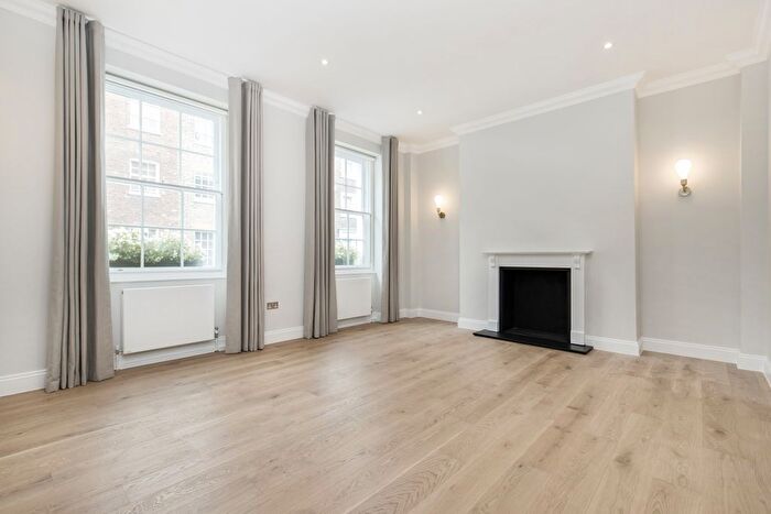 2 Bedroom Flat To Rent In New Quebec Street, London, W1H