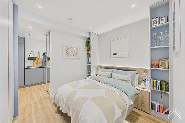 Studio To Rent In College Road, Croydon, CR0