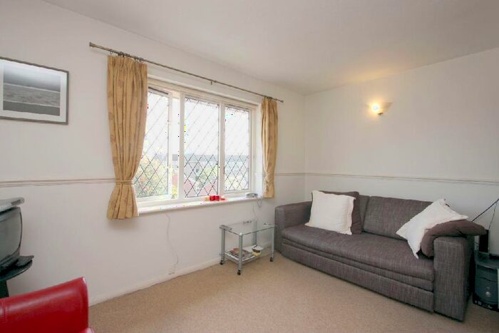 1 Bedroom Apartment To Rent In Goodwin Close, London, SE16