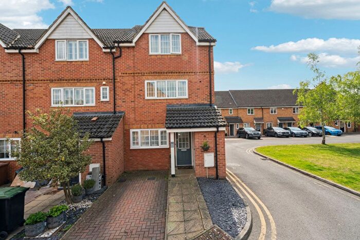 4 Bedroom Town House For Sale In Franklins, Maple Cross, Rickmansworth, WD3