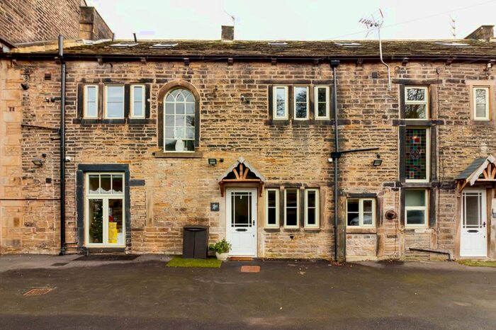 3 Bedroom Cottage To Rent In Huddersfield Road, Holmfirth, HD9