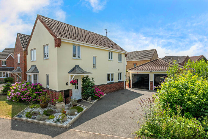 4 Bedroom Detached House For Sale In Campion Drive, Deeping St James, Peterborough, PE6