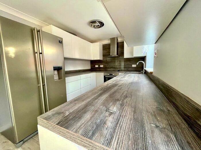 3 Bedroom Property To Rent In Avon Grove, Bletchley, Milton Keynes, MK3