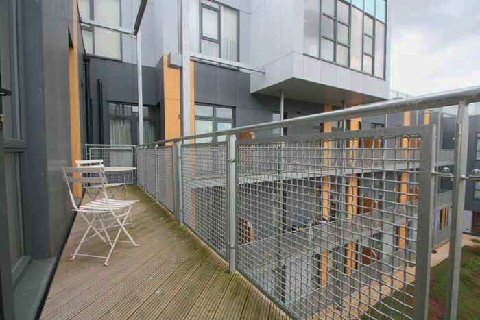 3 Bedroom Flat To Rent In Axminster Road, Holloway, N7