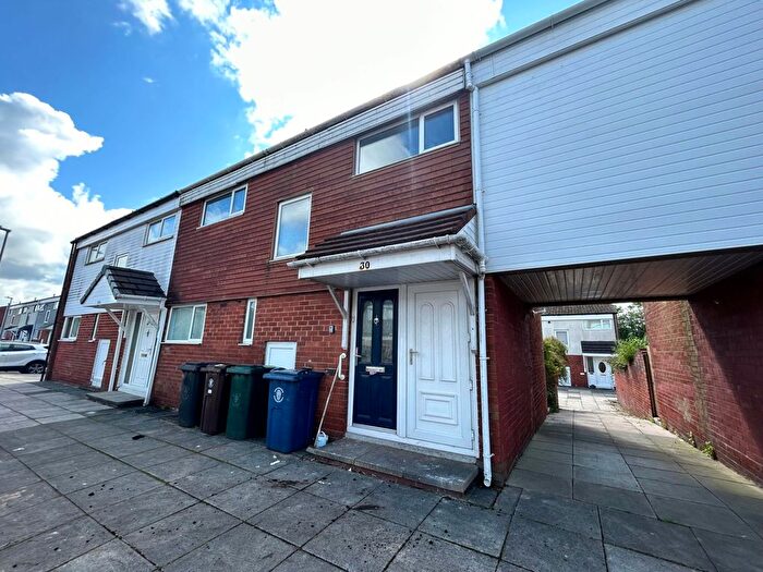 3 Bedroom End Of Terrace House To Rent In Wheatacre, Skelmersdale, WN8