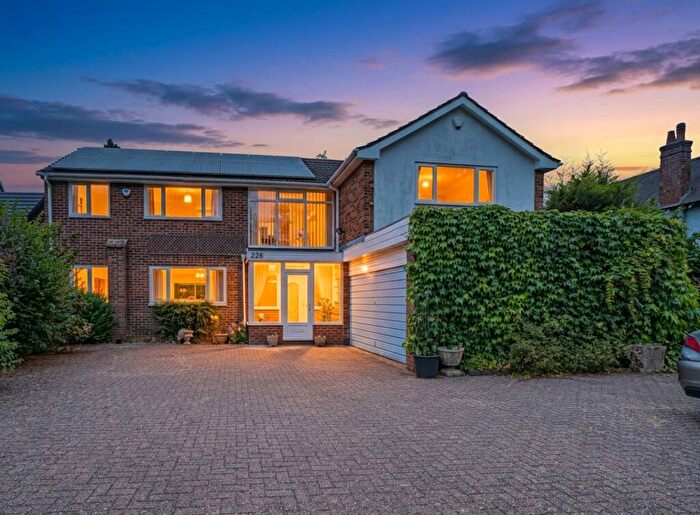4 Bedroom Detached House For Sale In Blossomfield Road, Solihull, B91