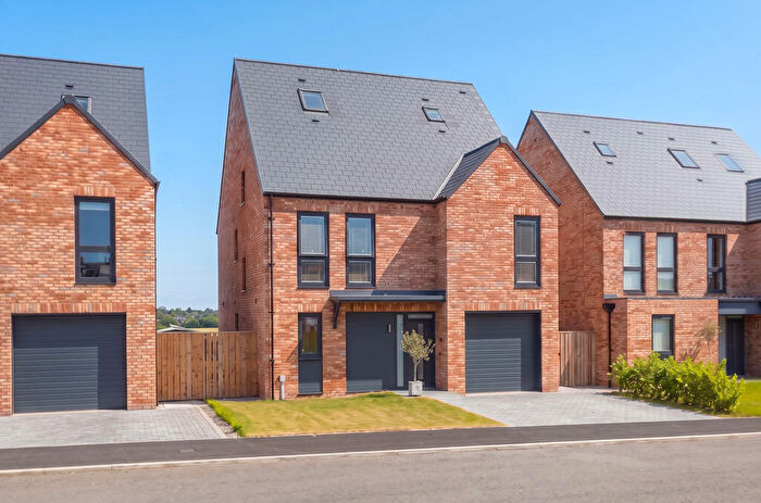 4 Bedroom Detached House For Sale In Shamrock Lane, Streetgate, Sunniside, Tyne & Wear, NE16
