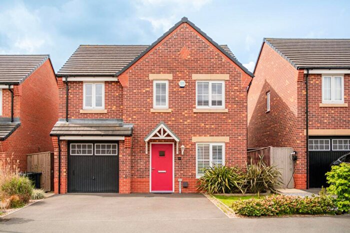4 Bedroom Detached House For Sale In High Grove Park, Burscough, L40