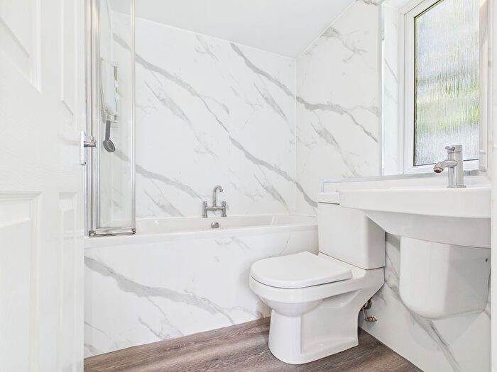 1 Bedroom Flat For Sale In Parkhouse Road, Glasgow, G53