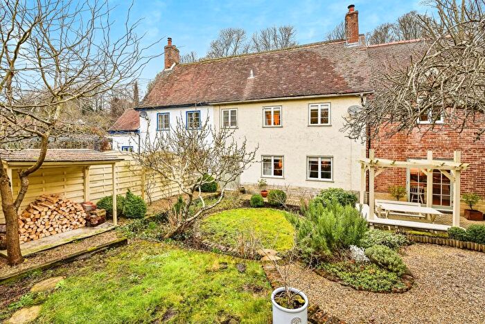 3 Bedroom Semi-Detached House For Sale In Yew Tree Cottages, Erlestoke, Devizes, SN10