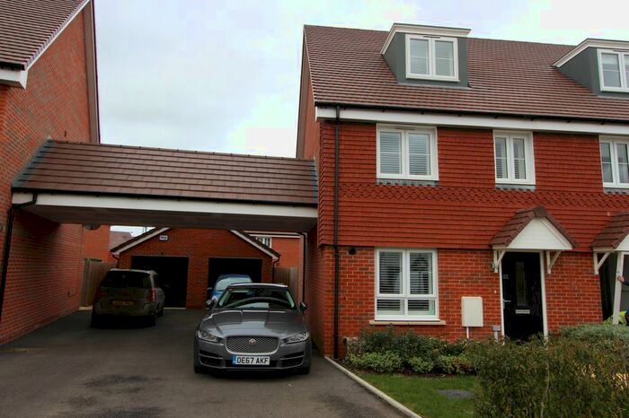 3 Bedroom Semi-Detached House To Rent In Edmett Way, Maidstone, ME17