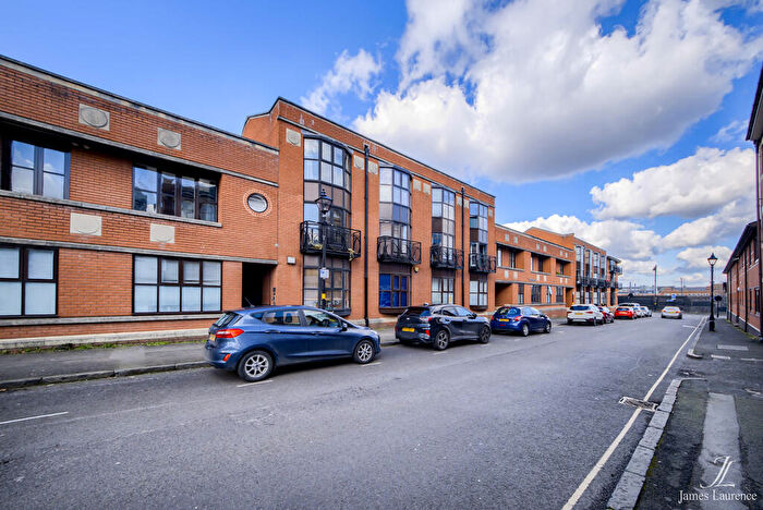 2 Bedroom Apartment For Sale In Kings Court, Cox Street, Jewellery Quarter, B3